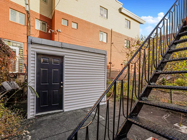 2375 East 12th Street image 24 of 25