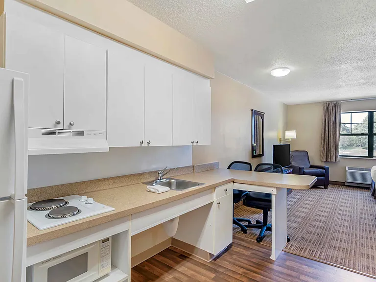 Studio Suite - 2 Twin Beds