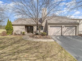 6327 Golf Lakes Ct E #D, Bay City, MI 48706
