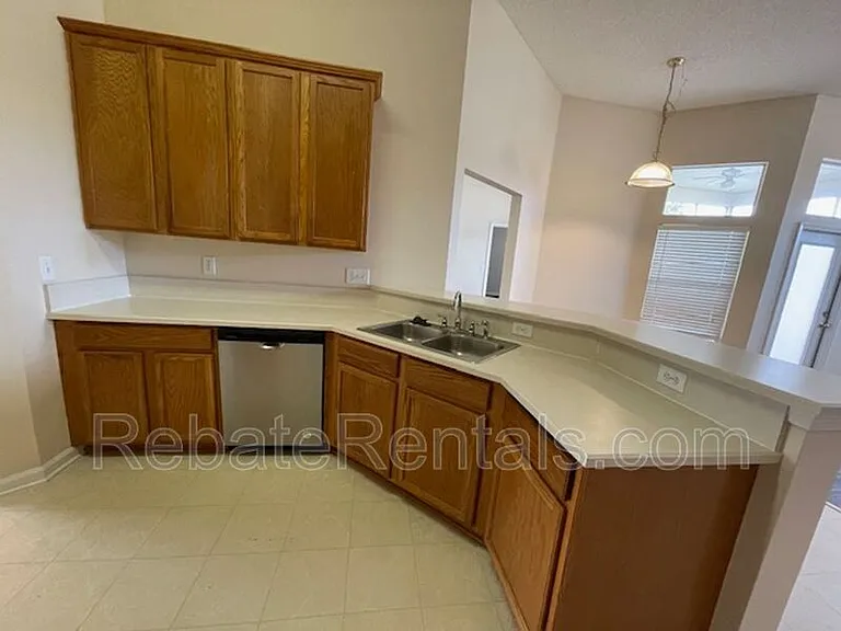 5009 Grand Lakes Dr S — Photo 19