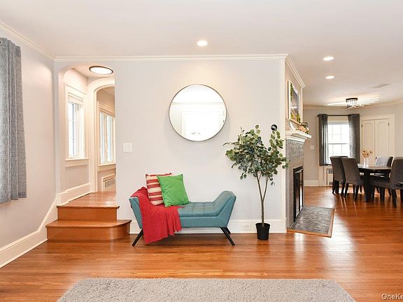 5th image of 62 Hudson Road