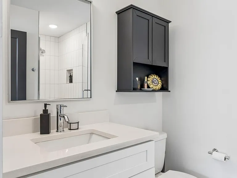 102 Duke St #42 — Photo 16
