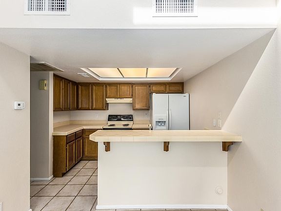 Kitchen with Bar