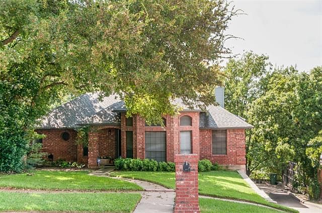 1st image of 2204 Cork Oak Ct