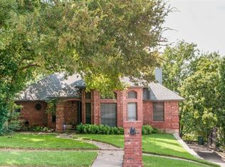 2204 Cork Oak Ct, Arlington, TX 76012