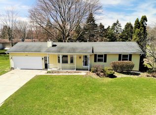 250 Cypress Ave, Holland, MI 49423