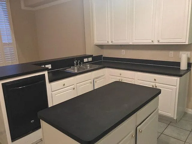 327 Regal Dr — Photo 15