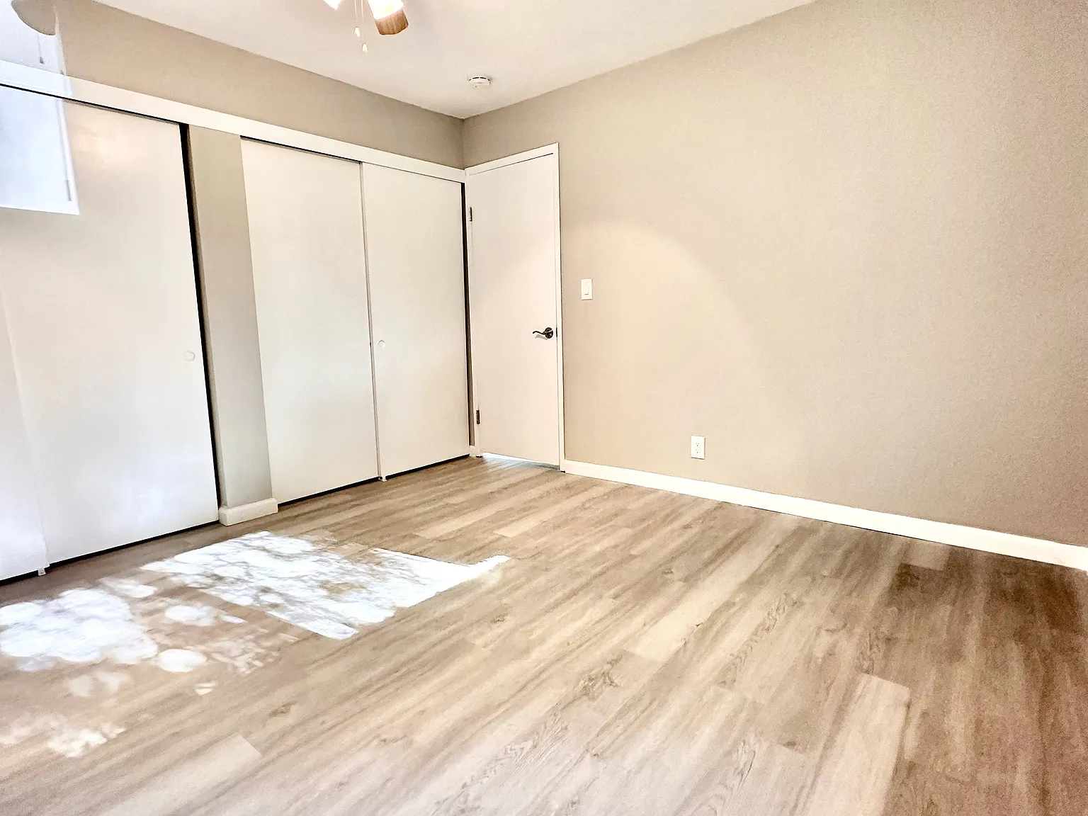 Sandalwood Apartments — Photo 4