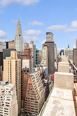 Rented by Compass | media 24