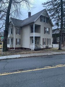 26 Lamb St, South Hadley, MA, 01075