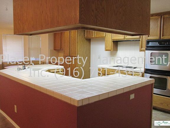 3rd image of 1513 River Oak Way