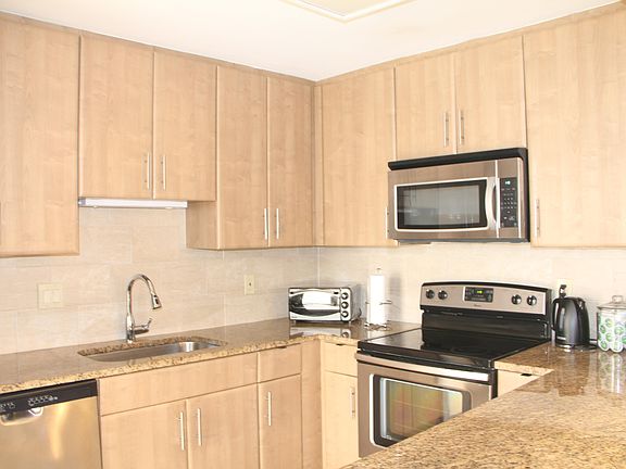 5th image of 5388 Stonybrook Ln
