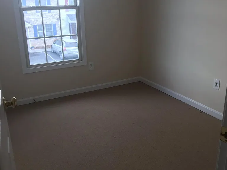 1169 Commercial Ct — Photo 14