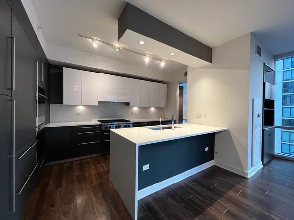 1201 S Prairie Ave #3801, Chicago, IL 60605