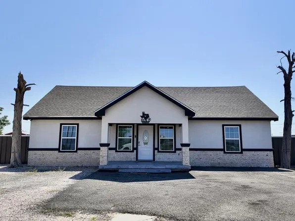 104 E K St, Monahans, TX 79756