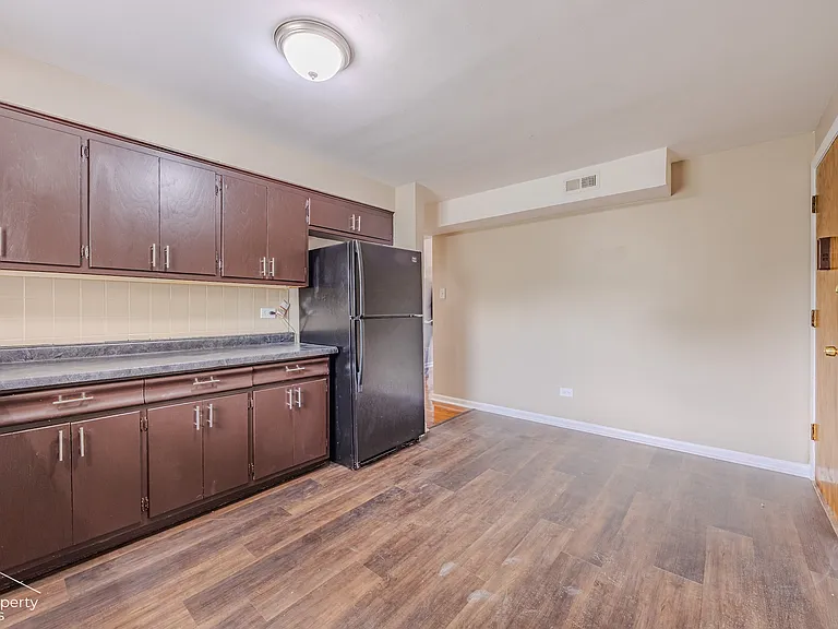 2806 E 76th Pl #3S — Photo 6