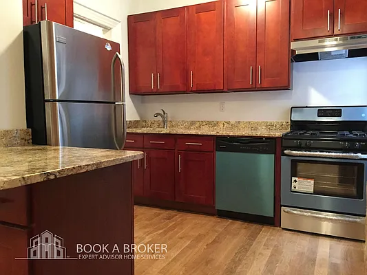 Rented by Book A Broker | media 8