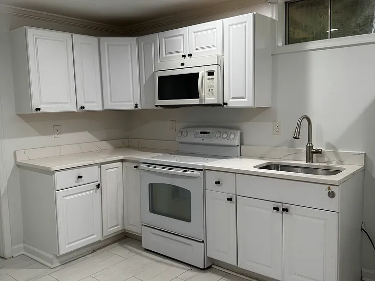 4604 W Caroline Ave #1 — Photo 3