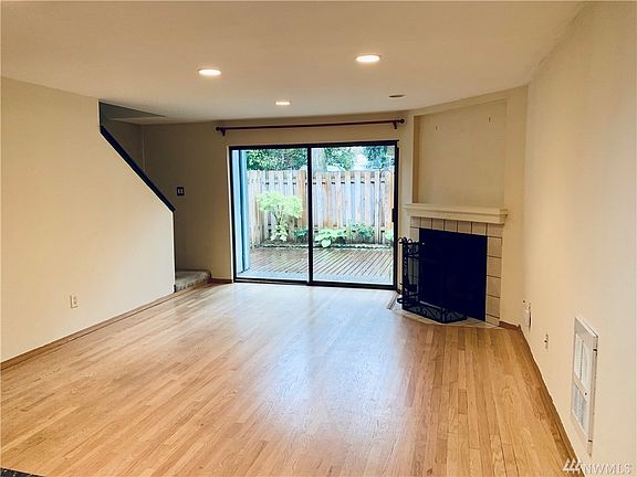 3rd image of 4024 S 158th St APT D