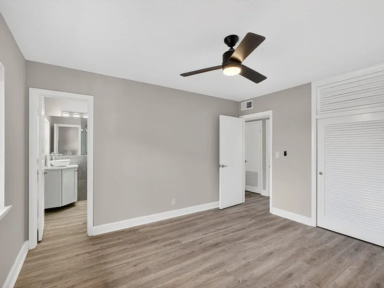 624 Southwind Cir #2 — Photo 15