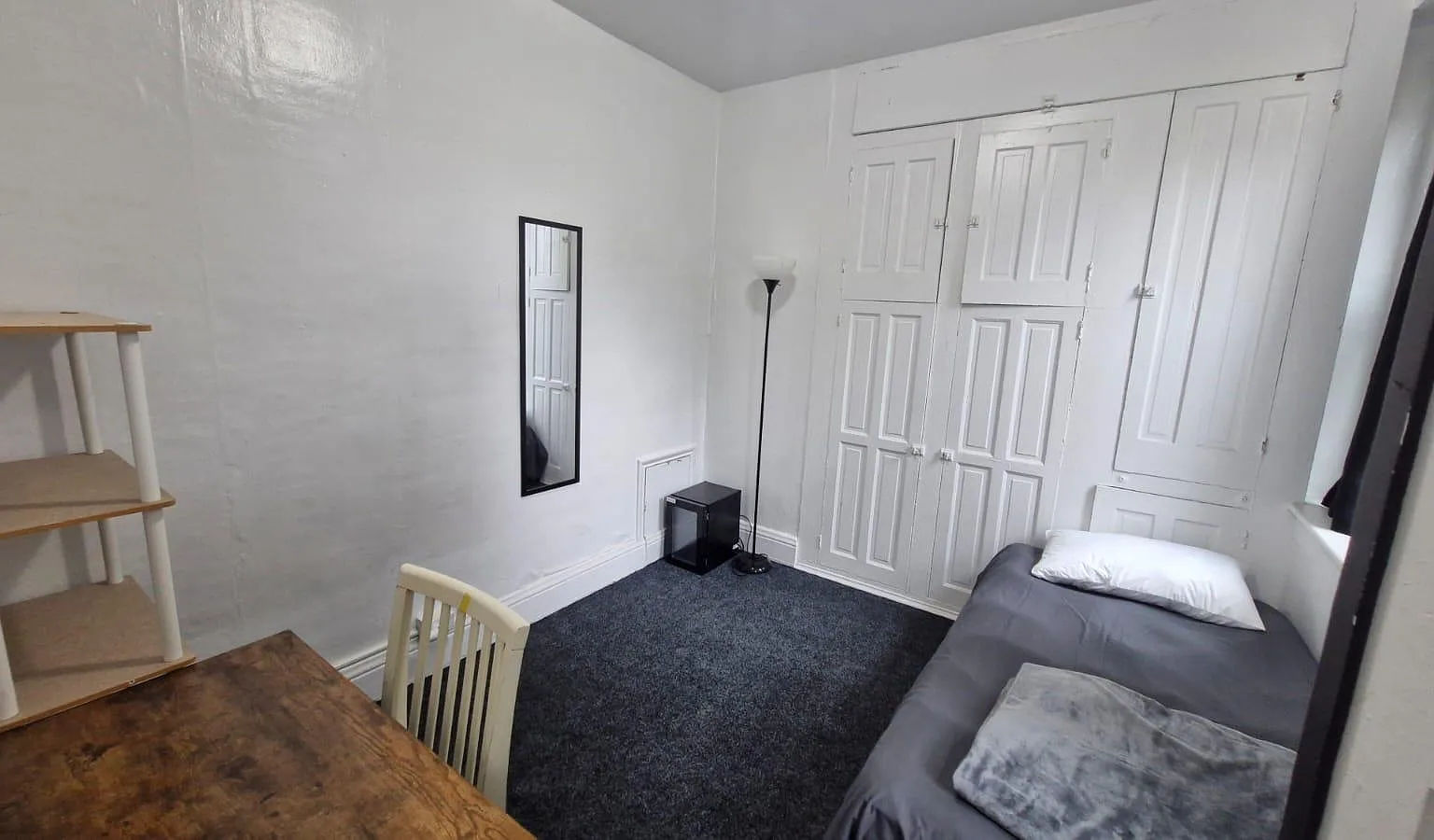 1 bed, 1800 sqft, $575 — Photo 3