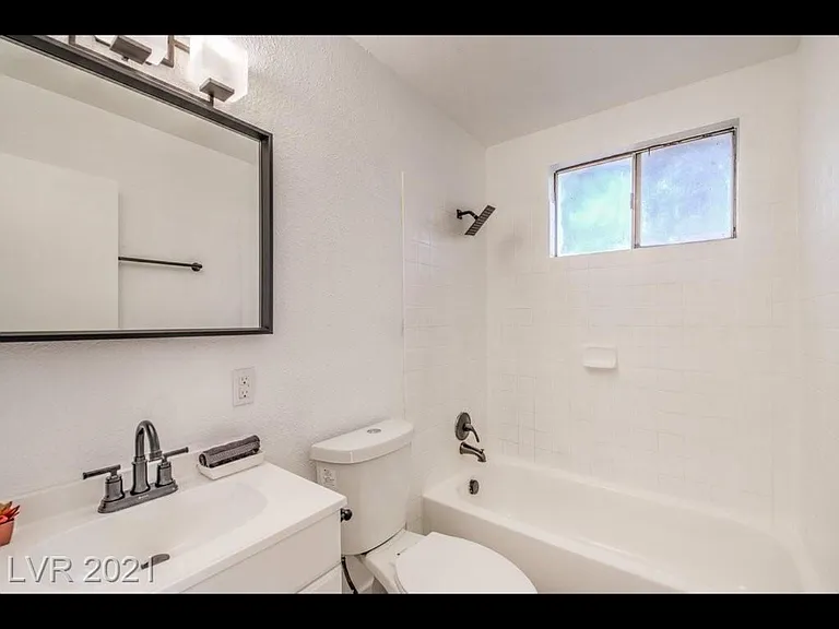 3124 Van Der Meer St — Photo 28
