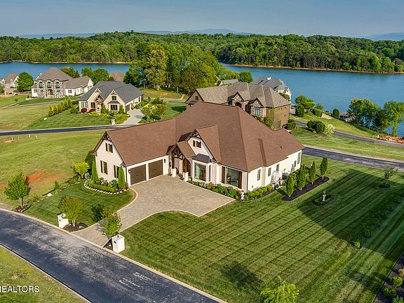 4th image of 124 Nightingale Dr