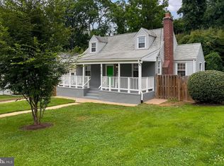 6708 Chestnut Ave, Falls Church, VA 22042