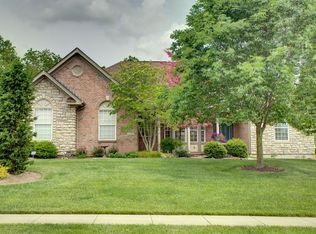 1226 Catalpa Ridge Dr, Lebanon, OH 45036