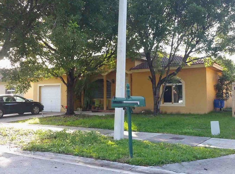 2nd image of 27017 SW 133rd Ct