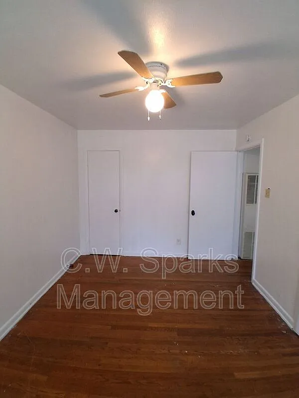 2 bed, 1.0 bath, 805 sqft, $1,000 — Photo 3