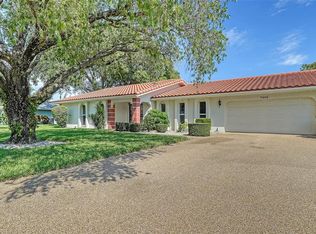 7906 Cypress Lake Dr, Sarasota, FL 34243