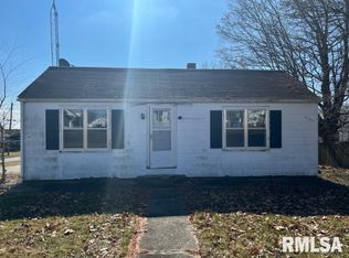 236 E South St, Astoria, IL 61501