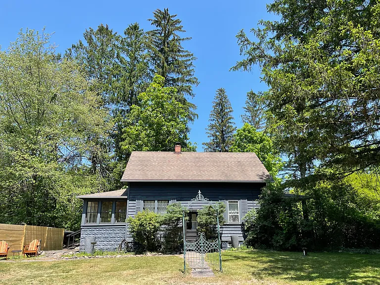 3207 9th Rte — Photo 2