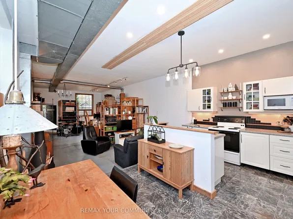 20 Lucy Ave, Toronto, ON M1L 1A3