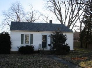 316 N Graham St, Sullivan, IL 61951