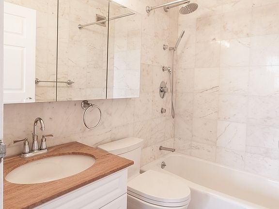 3rd image of 201 E 87th St APT 24B