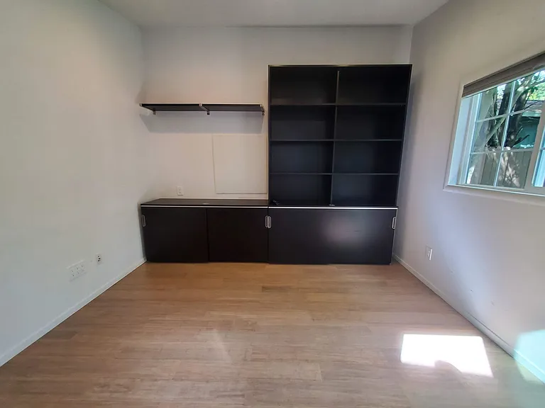 6 Stadium Way — Photo 20