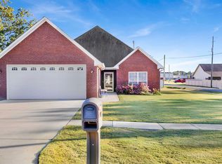 401 Thomas Ave, Boaz, AL 35957