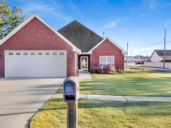 401 Thomas Ave, Boaz, AL 35957