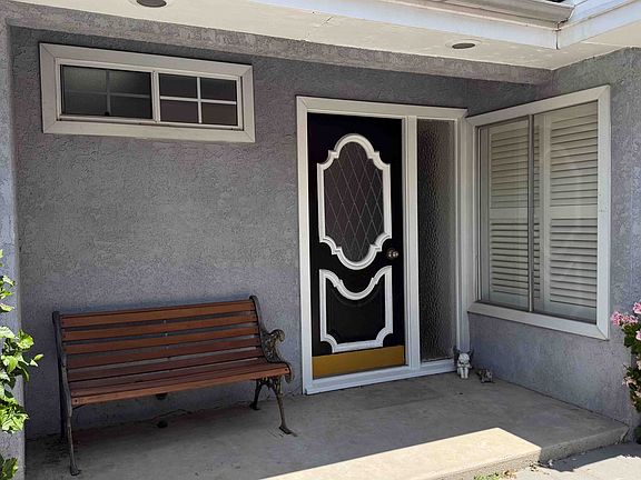 5th image of 5902 Calvin Ave