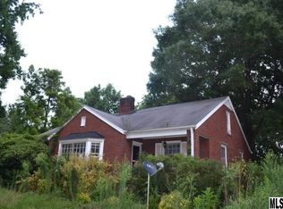 703 Saint James Church Rd, Newton, NC 28658