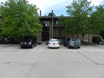 1st image of 7233 Creekview Dr APT 1