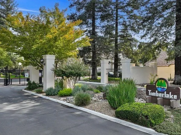 3701 Colonial Dr #38, Modesto, CA 95356