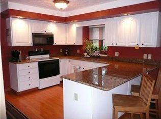 351 Cobblestone Cir, Mc Kees Rocks, PA 15136