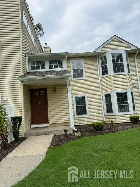 2 bed, 2.0 bath, $2,300 — Photo 1