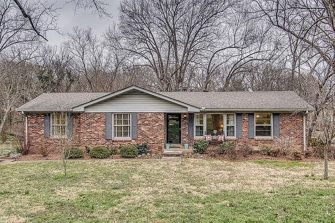 1st image of 452 Manley Dr