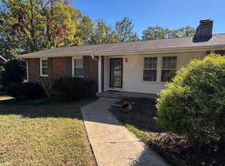 325 Nokes Dr, Hendersonville, TN 37075