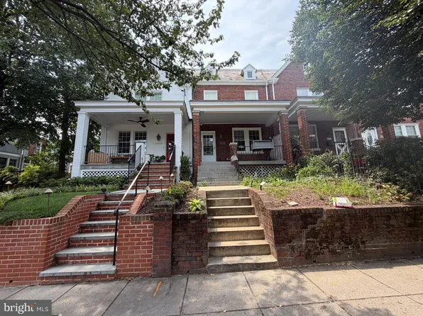 2410 39th St NW, Washington, DC 20007