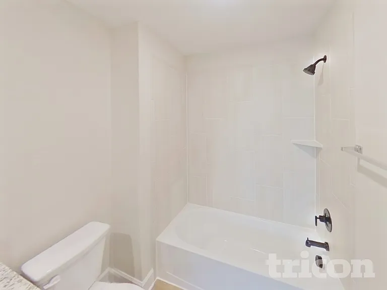 1106 Bullock Dr — Photo 22